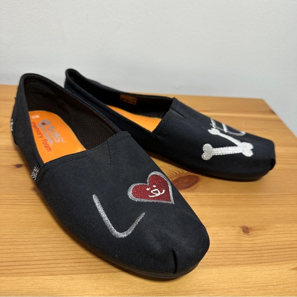 BOBS from Skechers Women’s Canvas Slip-On Shoes | Size 11W | Memory Foam | New - Picture 1 of 6